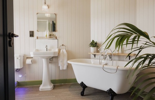 Westerham Hotel | The George & Dragon