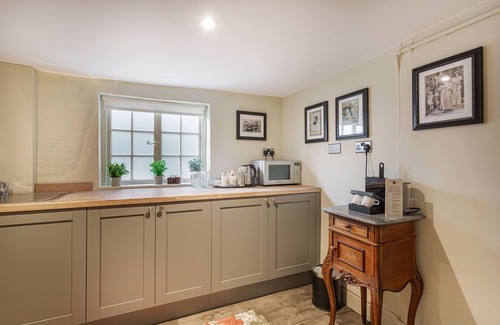Dorchester-on-Thames Hotel | The George Hotel, Dorchester-on-Thames