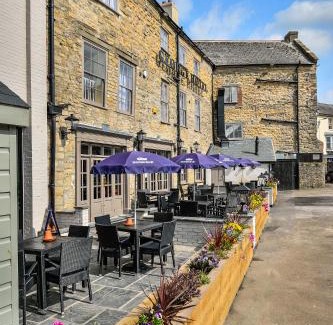Axminster Hotel | The George Hotel