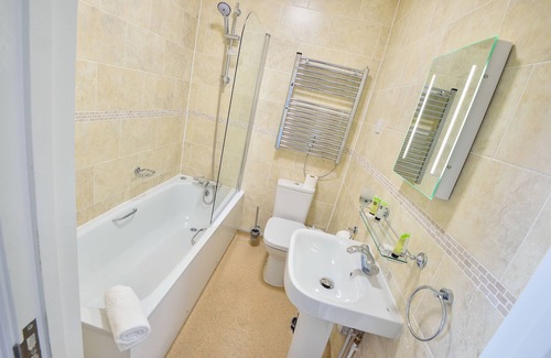 Axminster Hotel | The George Hotel