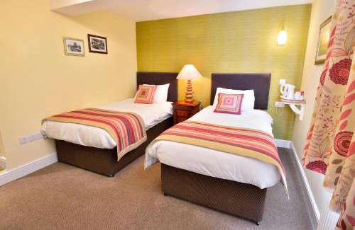 Crewkerne Hotel | The George Hotel