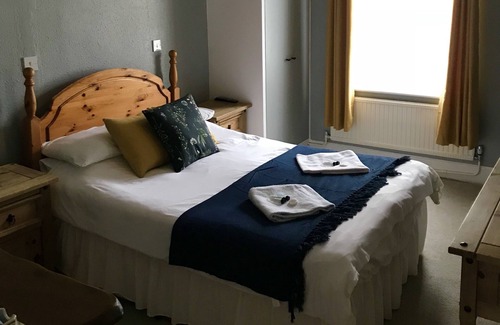 Newent Hotel | The George Hotel