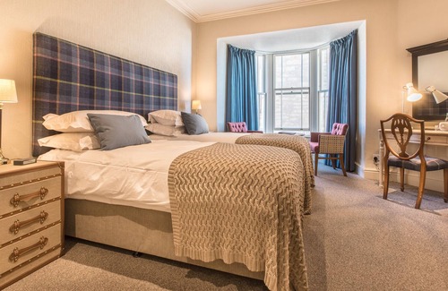 Castletown Bed & Breakfast | The George