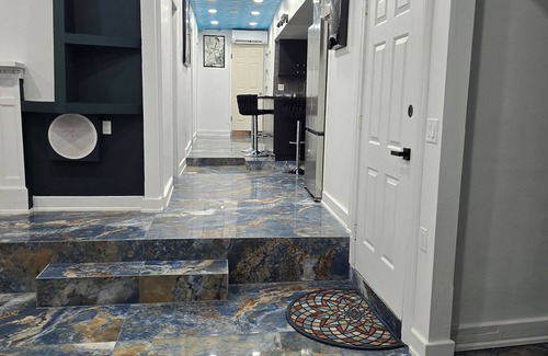 North Side Apartment | The Georges Hidden Gem