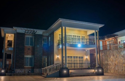 Kabale Bed & Breakfast | The Georges' Residence : Deluxe Double Roomn