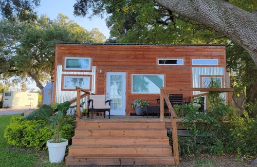 Northwest Orlando House | The Getaway NEW Secluded Unique Experience