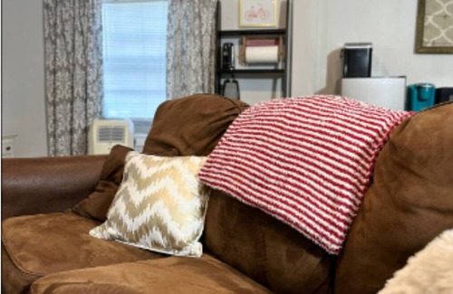 Hattiesburg House | The Getaway: Spacious 1 BR in USM & Midtown