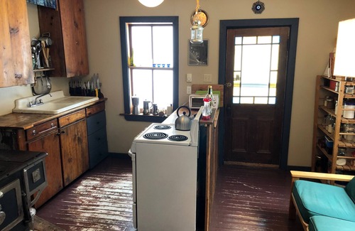 Sandon House | The Ghost Town Guest House