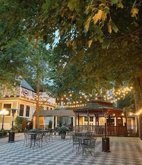 Mount Pleasant Bed & Breakfast | The Ginkgo Tree