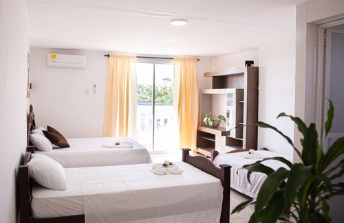 Puerto Colombia House | The girl look