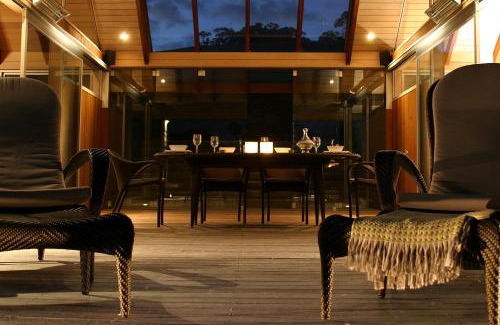 Taiharuru Villa | The Glasshouse