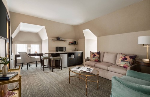 University Circle Hotel | The Glidden House