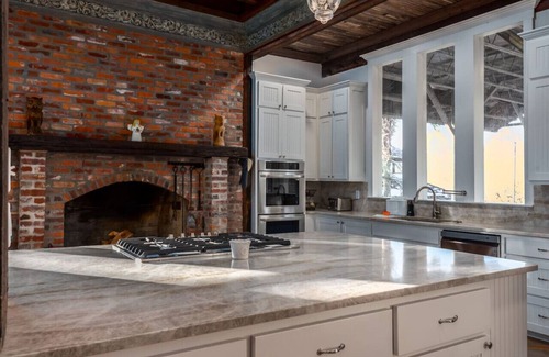 St. Francisville House | The Glynns by Louisiana Hospitality Group