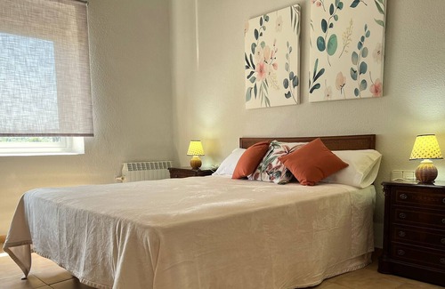 Godelleta House | The Godelleta House with Pool by Florit Flats