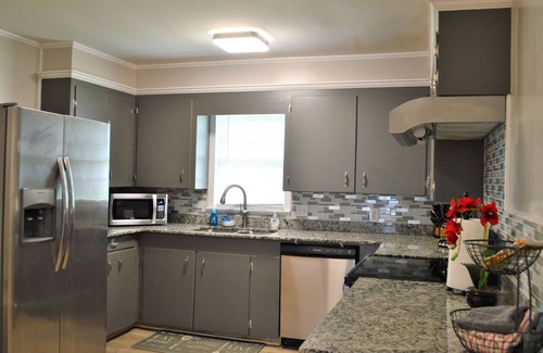 Hattiesburg House | The Gold House: Luxury Home Near Midtown, USM, Zoo