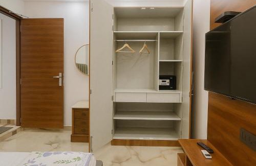 East of Kailash Apartment | The GoldLeaf in South Delhi