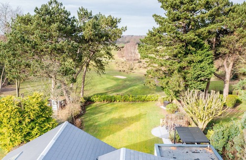 Birkenhead Cottage | THE GOLF HOUSE, pet friendly, luxury holiday cottage in Birkenhead