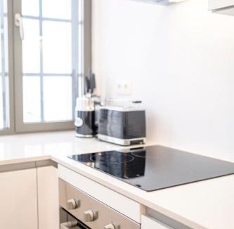 Ilot Sacre Apartment | THE GOOD FLATS