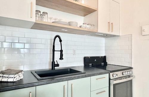 Maizerets Apartment | The Good Life 2 Beds AC Limoilou