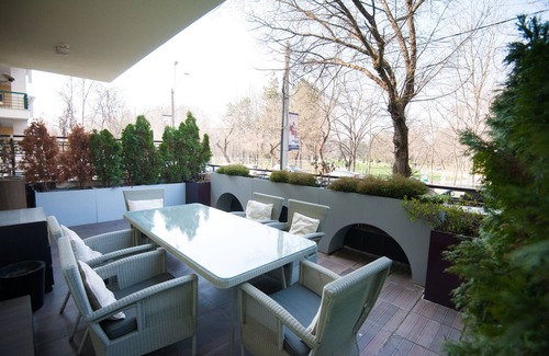 Sector 1 Apartment | The good life on Herastrau Park