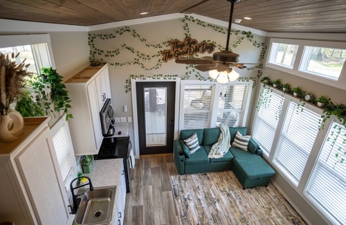 Tracy City Cabin | The Good Old Days at The Retreat at Deer Lick Falls Phase II