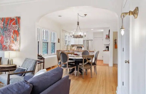 Summit Hill Apartment | The Goodrich House 4 bdrm/2 bath home