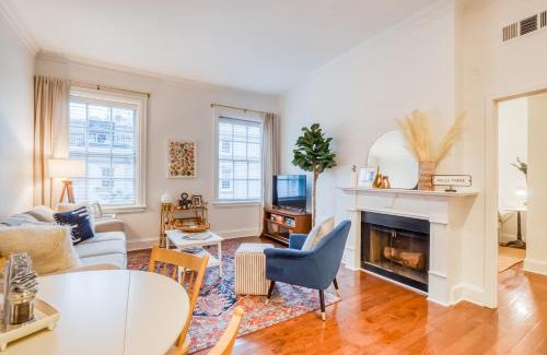 Historic District - North Apartment | The Goose Getaway