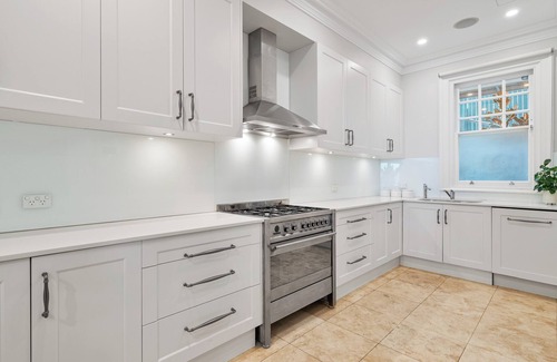 Sydney Apartment | The Governor - Luxury Historical Neutral Bay Home w/private wharf