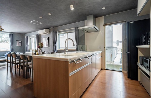 Toyohira Villa | THE GRACIOUS