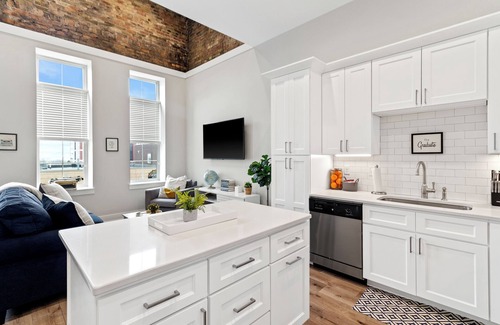 Racine Apartment | The Graduate: Lakeside Charm in Downtown