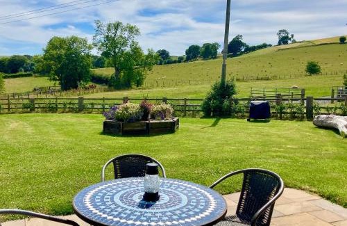 Newcastle-on-Clun House | The Grain Loft