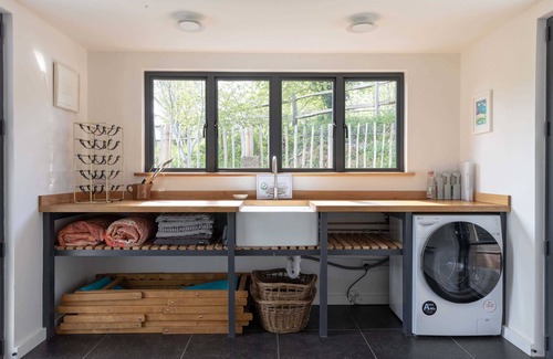 Lewes House | The Grain Store Lewes - luxury eco conversion with hot tub and stunning views