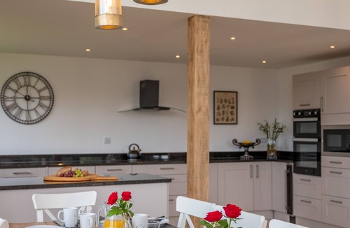 Melton Constable House | The Grainstore - Five Bedroom House, Sleeps 10