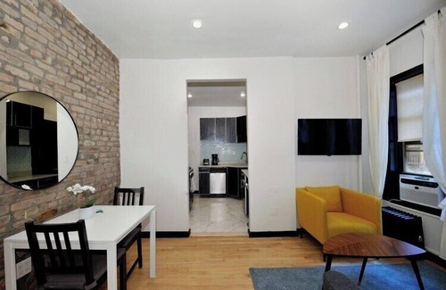 Peter Cooper Village Apartment | The Gram VIII Vibe 8565