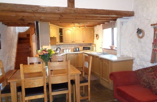 Pyle Apartment | The Granary 3 bedroom cottage