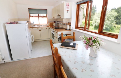 Saint Briavels Cottage | THE GRANARY, family friendly, with a garden in St Briavels