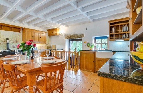 Saint Martin House | The Granary - Four Bedroom House, Sleeps 8