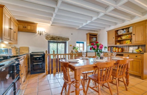 Saint Martin House | The Granary - Four Bedroom House, Sleeps 8