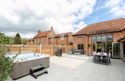 Banningham House | The Granary