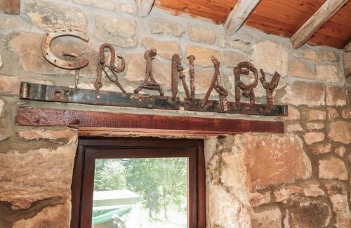 Rothbury House | The Granary