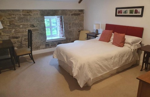 Knockaderry Cross Roads House | The Granary