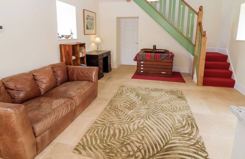 Dalby House | THE GRANARY, pet friendly, character holiday cottage in Slingsby