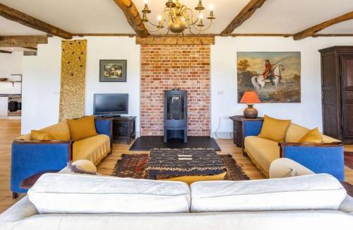 Foxley House | The Granary - Wood Farm Barn. Luxury Barn with wonderful countryside views
