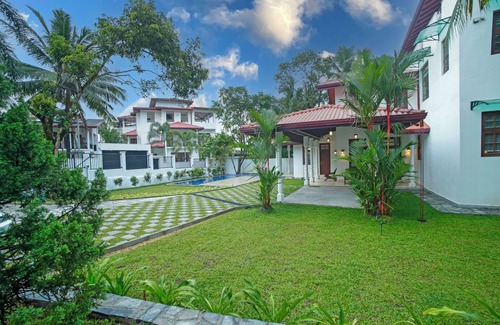 Pannipitiya House | The Grand Bliss, Kottawa, 3-bedroom villa with AC, WiFi, Private Pool, and Gym