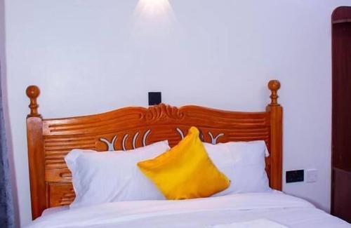 Kenya Hotel | The Grand Brystal Comfort Inn