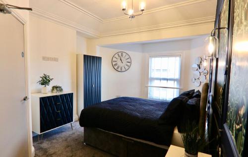 Wakefield House | The Grand Guest House - Bond street