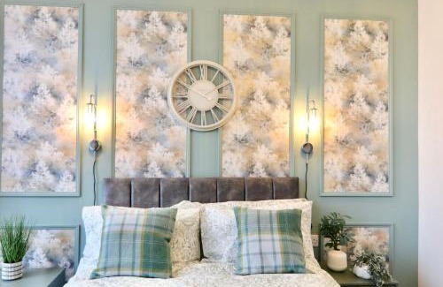 Wakefield House | The Grand Guest House - Bond street