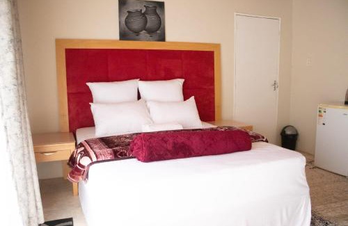 Mmabatho House | The Grand Guest House