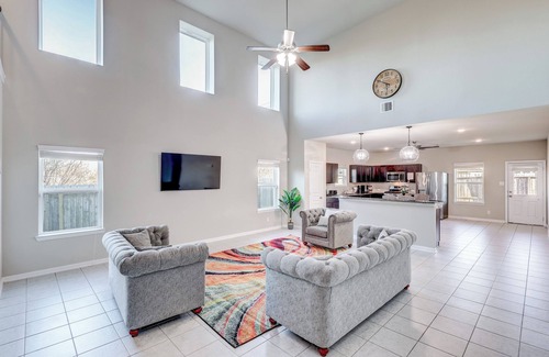 Rosenberg House | The Grand Haven Retreat
