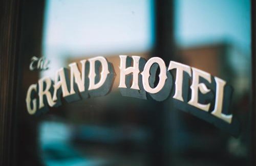 Hogansville Hotel | The Grand Hotel